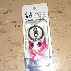 TOKYO 2020 PARALYMPIC GAMES MASCOT KEYCHAIN CHARM NEW IN PACKAGE